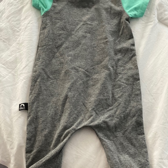 Mickey Rag size 3-6m - Picture 2 of 3